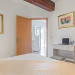 Pet Friendly In With Wifi Lejlighed Bol